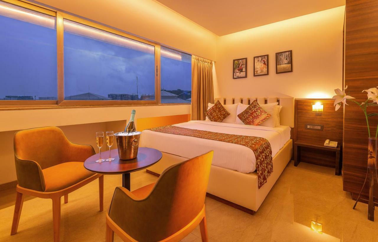 Hotel Metropole Inn Bombay Extérieur photo